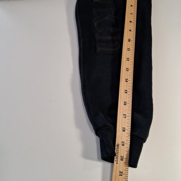 Abercrombie & Fitch Soft A&F Boxy Cropped Crewneck Sweater - Picture 9 of 11